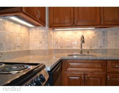 Main picture of 19 Winchester St Apartments
