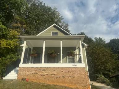 Main picture of 1050 Pineville Rd