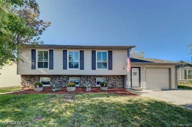 Main picture of 16353 E Lasalle Pl