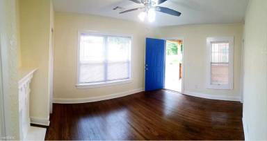 Main picture of 2863 E Admiral Pl