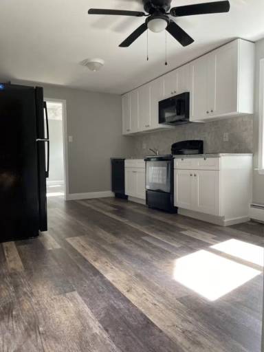 Main picture of 808 DeKalb St