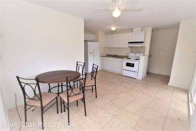 Main picture of 734 Palani Ave