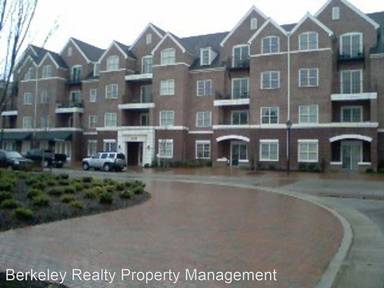 Main picture of 5215 Center St