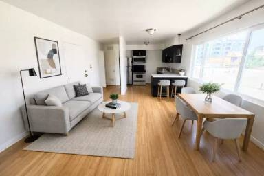 Main picture of 843 S Ardmore Ave