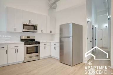 Main picture of 4731 N Western Ave