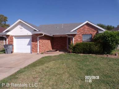 Main picture of 4015 SW Mesquite Dr