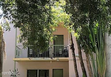 Main picture of 1006 Bay Dr