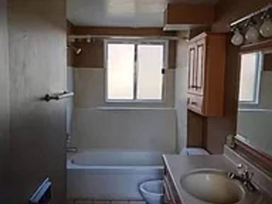 Main picture of 366 N 800 W