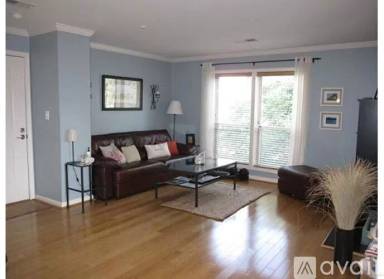 Main picture of 3175 Summit Square Dr
