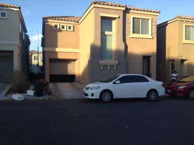 Main picture of 5322 Aurora Beam Ave
