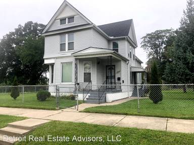 Main picture of 2708 Marquette St