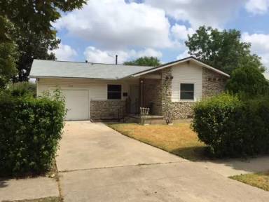Main picture of 1209 West Ln