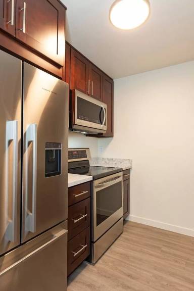 Main picture of 2119 23rd Ave W