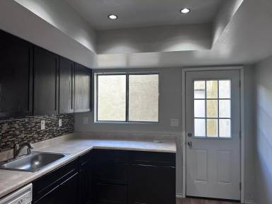 Main picture of 1700 E Avenue Q14