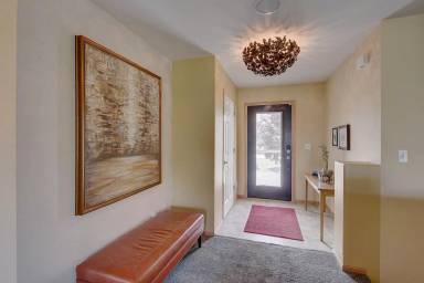 Main picture of 5334 W Highlands Ct