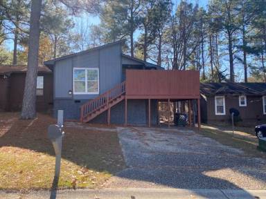 Main picture of 771 Hedgelawn Way