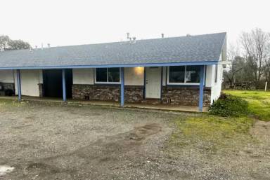 Main picture of 5 Tamara Ct