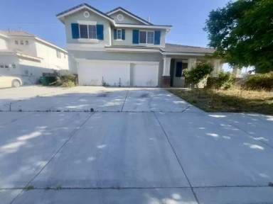 Main picture of 4660 Spice St