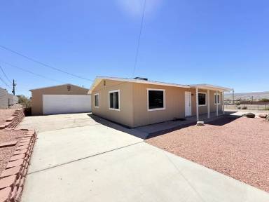 Main picture of 1460 Horseshoe Ln