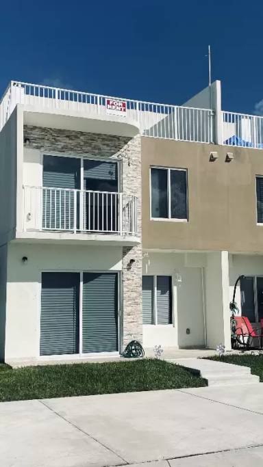 Main picture of 25807 SW 139th Ct