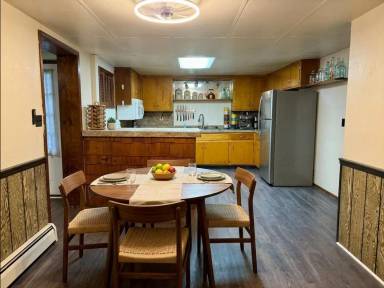 Main picture of 3630 Colebrook Rd