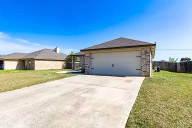 Main picture of 3409 Lorena Dr