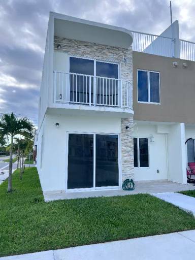 Main picture of 25807 SW 139th Ct