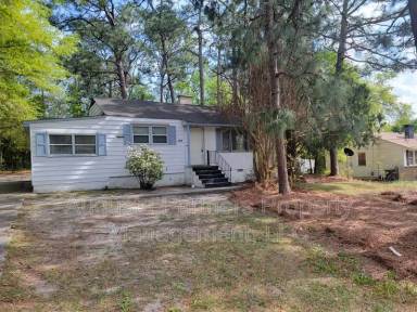 Main picture of 2826 Thomas Ln