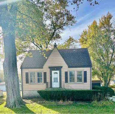 Main picture of 4815 W 45th Ave