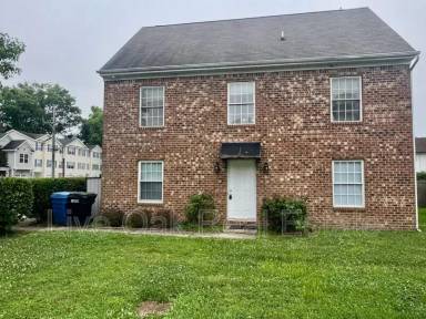 Main picture of 1606 Parks Ave