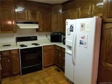 Main picture of 163 Dalonigei Ct