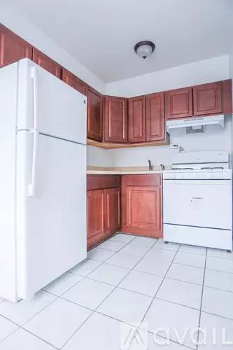 Main picture of 1635 W Morse Ave