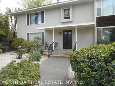 Main picture of 204 Cedar Crest Ave