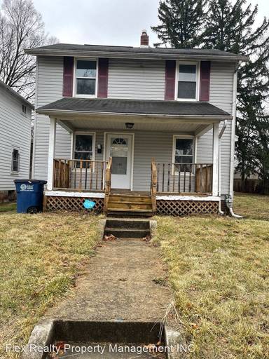 Main picture of 1733 Macomber St