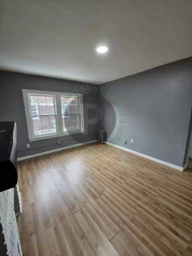 Main picture of 2654 N Moreland Blvd