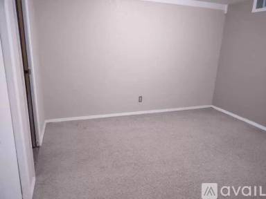 Main picture of 2284 N Gentry Dr