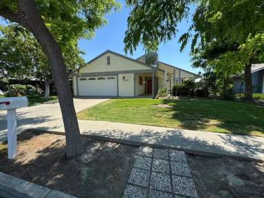 Main picture of 1205 Dominic Way