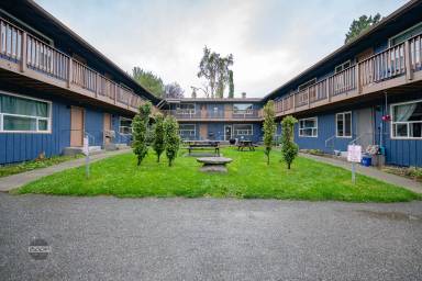 Main picture of 2326 Cordova St