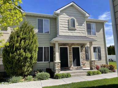 Main picture of 2493 Eagle Dr