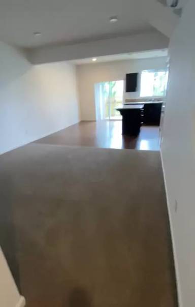Main picture of 15640 SE Vivian Way