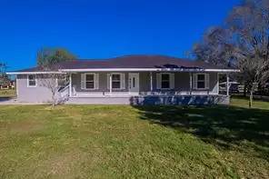 Main picture of 37039 Waterside Dr