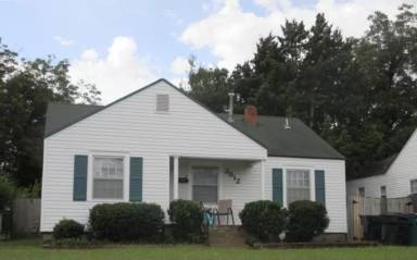 Main picture of 2612 NW 33rd St