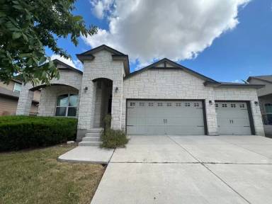 Main picture of 338 Oak Creek Way