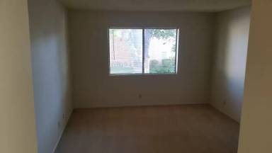 Main picture of 24315 Walnut St
