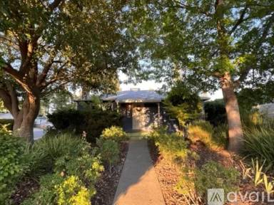 Main picture of 3601 Marjorie Way