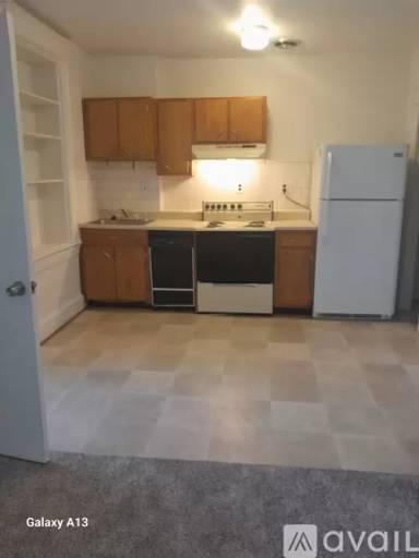 Main picture of 6 Barney Cir SE