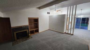 Main picture of 4900 SW 165th Ave