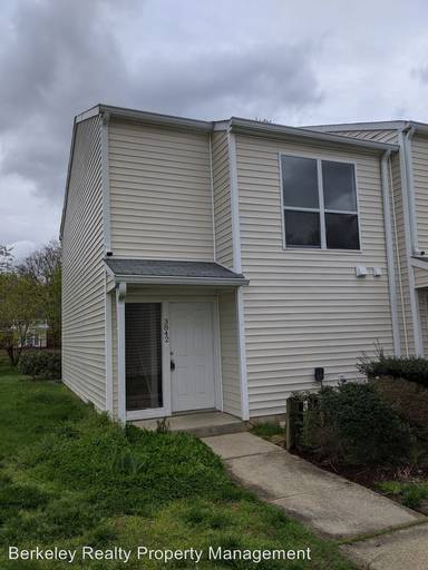 Main picture of 3836 Staffordshire Ln