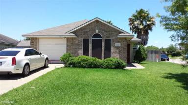 Main picture of 601 Harvest Dr