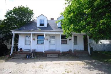 Main picture of 907 N George St